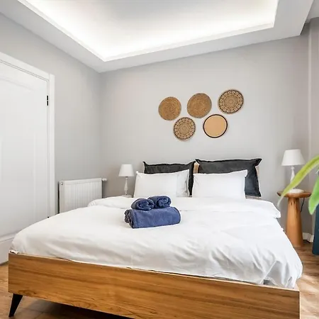 Nyaraló Stylishly Decorated 1br Flat With Ac In Cihangir Isztambul